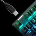SteelSeries Apex 3 Kablolu IP32 Suya Dayanıklı RGB Aydınlatmalı Gaming Türkçe Klavye